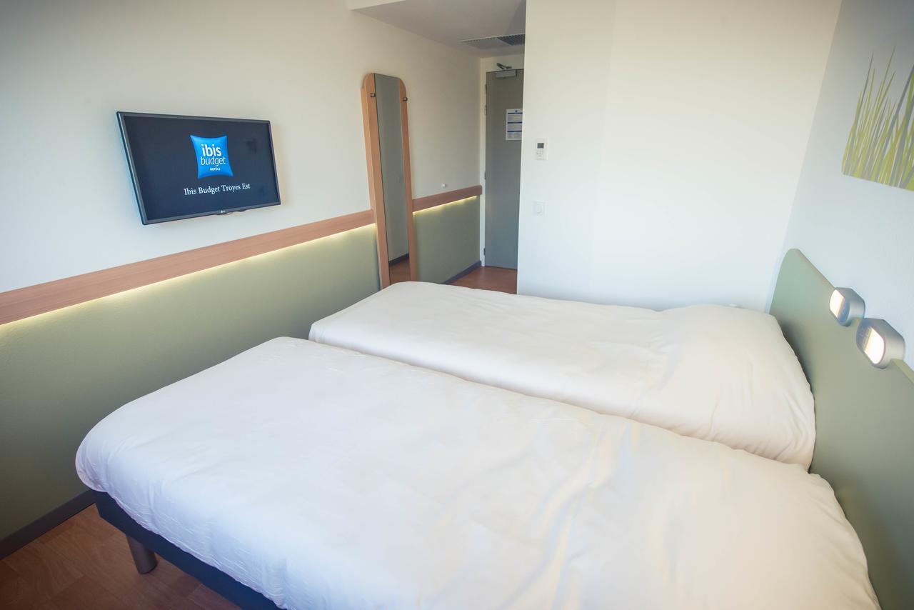 Ibis Budget Troyes Est Hotel Saint-Parres-aux-Tertres Exterior foto